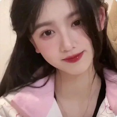镜中花 海报